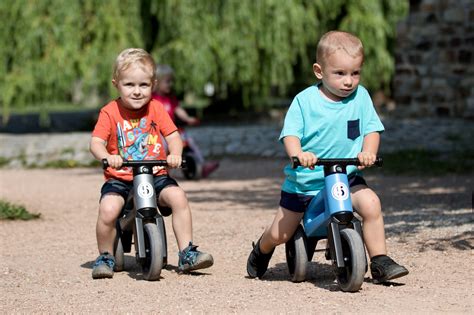 Home - Funny Wheels