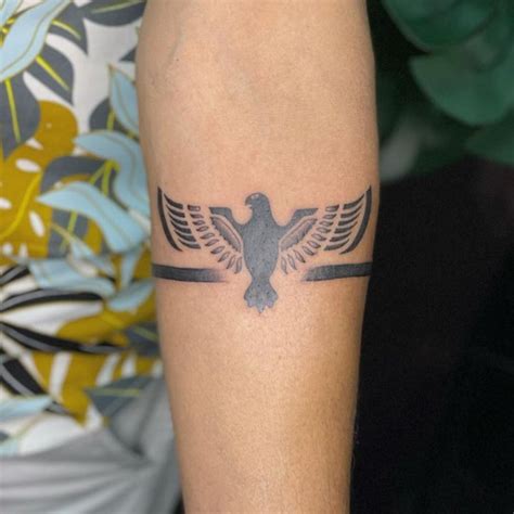 Share more than 79 eagle hand tattoo designs - in.coedo.com.vn