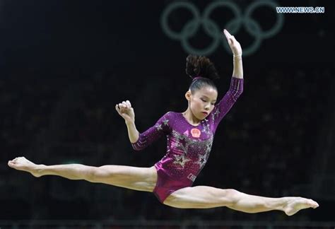 7 Hot Sexy Shang Chunsong Bikini Pics