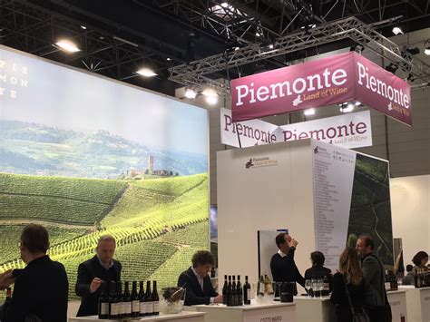 Promozione Vino Milioni Di Euro Dalla Regione Vignaioli Piemontesi