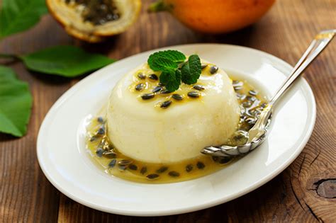 How To Make Passionfruit Panna Cotta