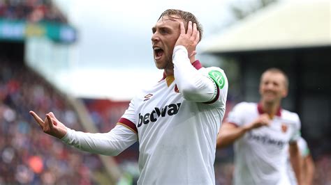 Crystal Palace West Ham Tomas Soucek And Jarrod Bowen Strike In