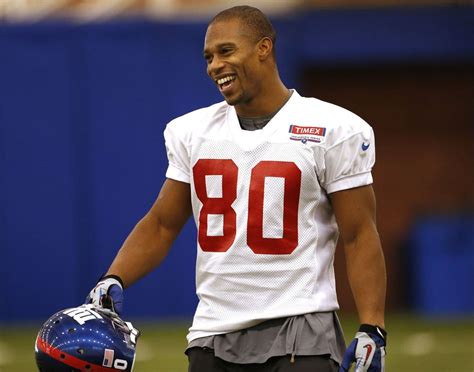 Giants Victor Cruz Leaves Holdout Summer Behind Looks Forward To