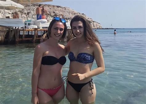 7 Hot New Burcu Özberk Bikini Pics