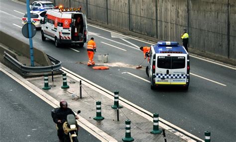 Mor Un Motorista A La Ronda Litoral De Barcelona