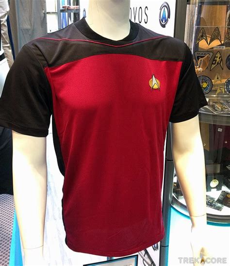 ANOVOS Previews STAR TREK: DISCOVERY Uniforms • TrekCore.com