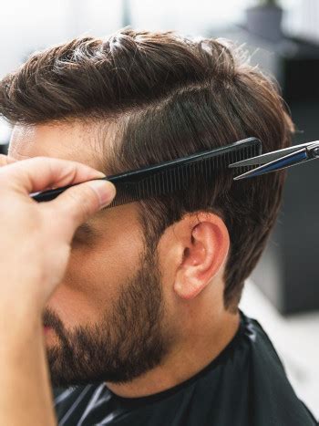 Cómo teñirse el pelo en casa y que quede igual que en la peluquería