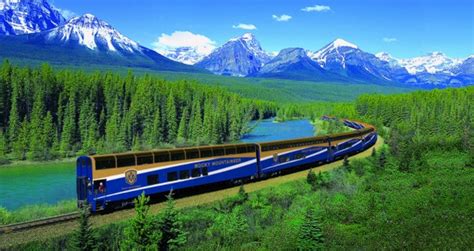 Top 4 Most Beautiful Train Trips in the USA