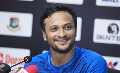 Shakib Al Hasan is all smiles for the press | ESPNcricinfo.com