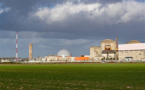 France S EDF Shuts Down Two Nuclear Reactors After Fire At Chinon Plant