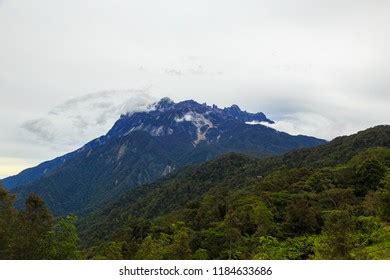 Greatest Mount Kinabalu View Kundasang Sabah Stock Photo 1184633686 ...