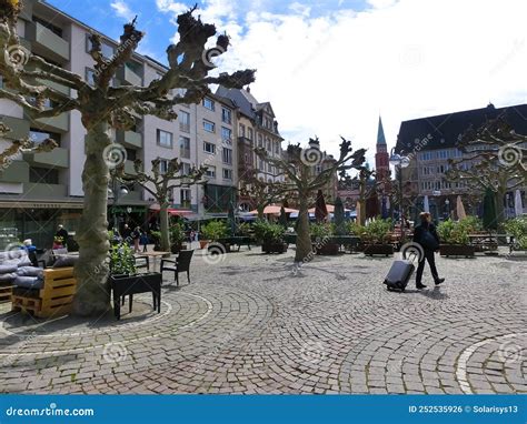 Zeil Shopping Street in Frankfurt am Main, Germany Editorial Photo ...