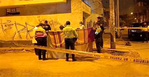 Tragedia en Comas sicarios asesinan a joven con más de 10 disparos a