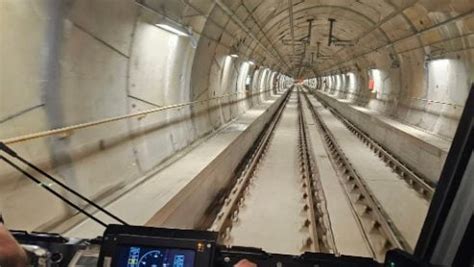 Le Immagini Della Nuova Stazione Chiaia La Linea Della Metro Di