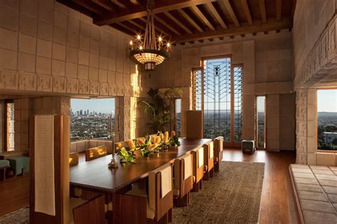 Frank Lloyd Wrights Mayan Masterpiece Ennis House Hits The Market