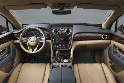 Bentley Bentayga Il Suv Bentley Cavalli Vapore