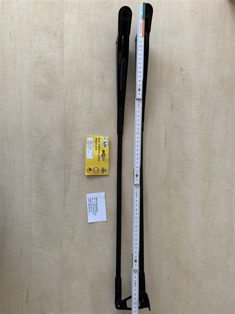 Рычаги стеклоочистителя 700 мм / Wipper arm 700mm - UralTrade OOO