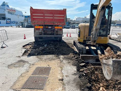 Porto Di Bari Trani Scavi Opere Stradali Delle Opere Marittime