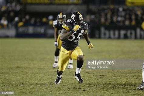 Linebacker Joey Porter of the Pittsburgh Steelers in action against ...