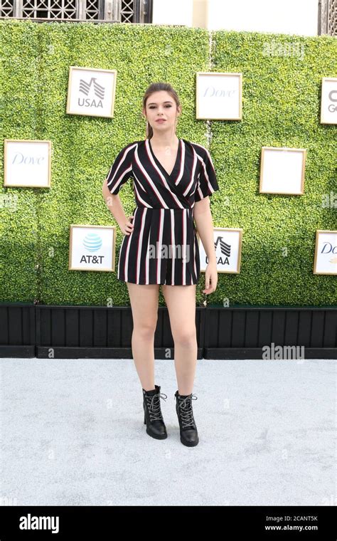 Los Angeles Oct 14 Nicole Maines At The Cw Networks Fall Launch