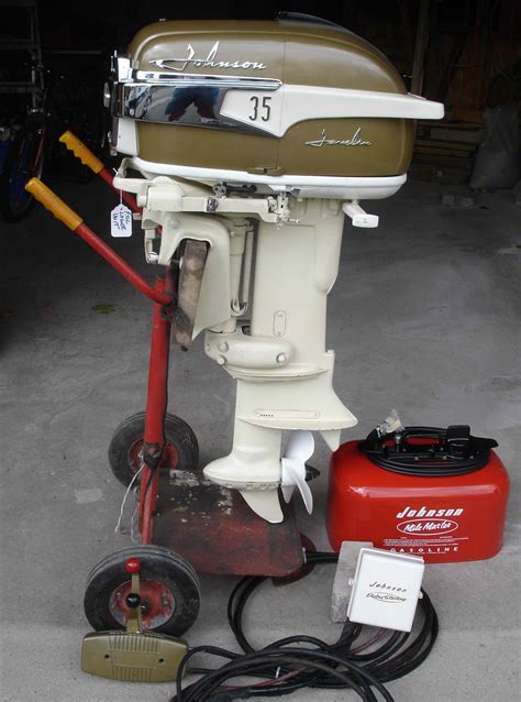 VINTAGE RESTORED OUTBOARD MOTORS: Vintage Outboard Motor Restoration