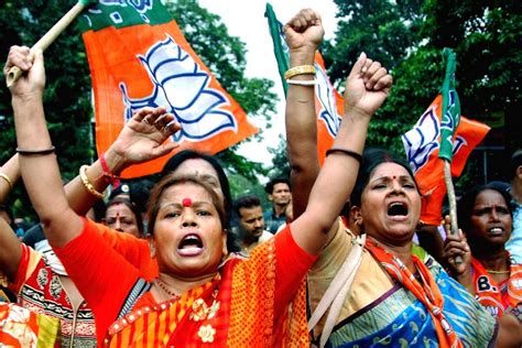 Bjp Mohila Morcha Demonstration Against Wb Govt