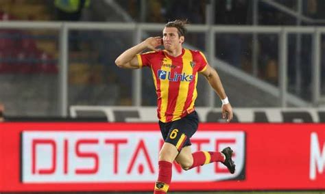 Lecce Baschirotto Piace A Tutti La Posizione Del Club Sul Mercato