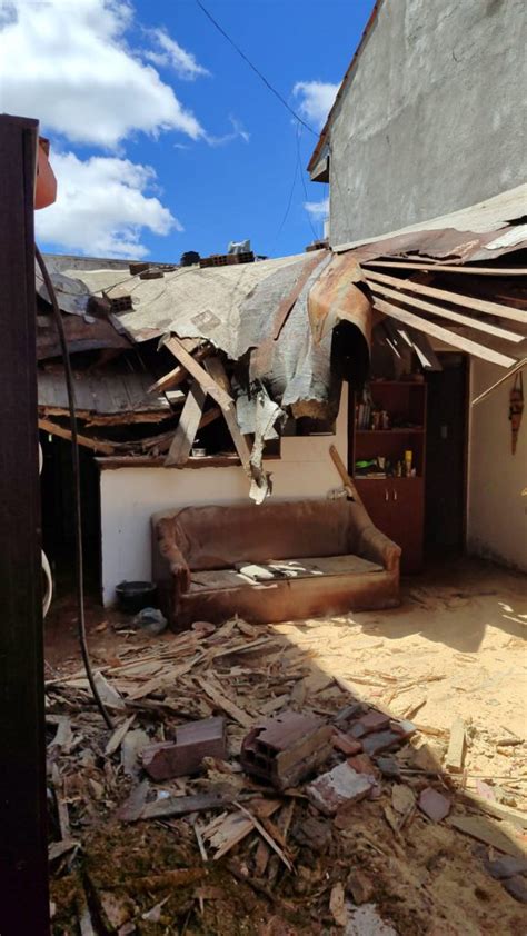 El Temporal Ocasion Destrozos En Una Casa Y Dej Barrios Sin Luz