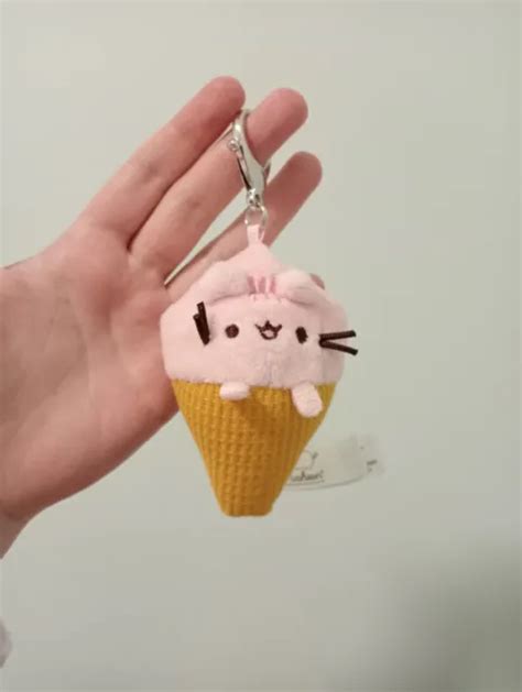 GUND PUSHEEN BLIND Box Series 18 Strawberry Ice Cream Cone Pink Soft