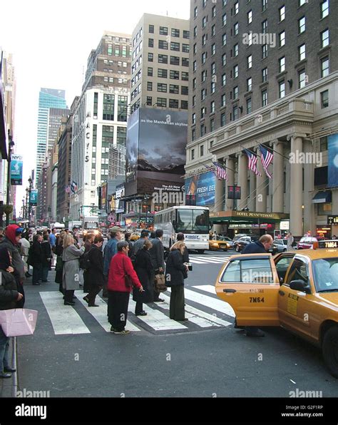 34th Street in New York City Stock Photo - Alamy