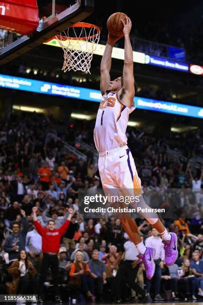 Devin Booker Dunking Photos and Premium High Res Pictures - Getty Images