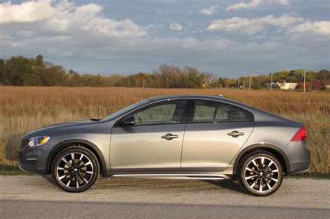 Volvo S60 Cross Country 2015 Now Sedan Outstanding Cars