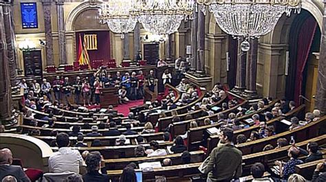 El Parlament Catalán Aprueba La Ley Del Referéndum