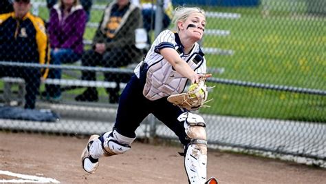 Dewitt Softball Sweeps Grand Ledge In Senior Day Doubleheader