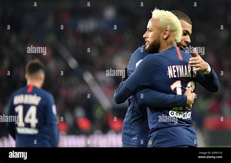 Neymar Du Psg Lors De La Ligue 1 Paris Saint Germain Psg Contre Le