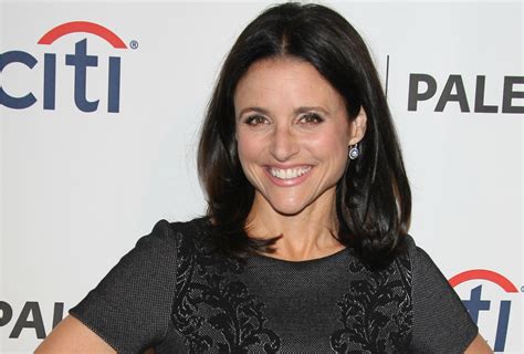 Photo Julia Louis Dreyfus Has Terrifying Clown Sex