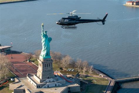 NYC Helicopter Ride & Manhattan Walking Tour - New York Top Sights Tours