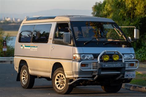 1992 Mitsubishi Delica L300 Star Wagon 4x4 Turbo D Super Exceed With