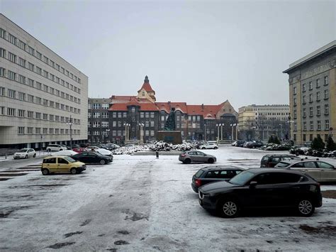 Parkowanie w Katowicach Gdzie się podziały samochody ze śródmieścia