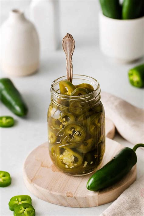 Easy Quick Pickled Jalapenos L A Farmgirls Dabbles