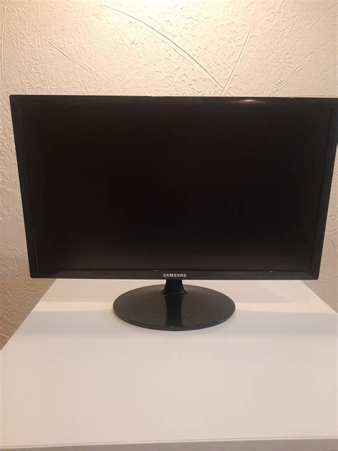 Monitor Samsung S24D332H Czechowice-Dziedzice • OLX.pl