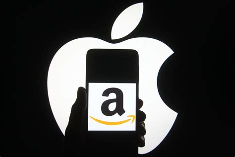 Amazon Vs Apple Only One Will Rewrite The Rules Of Healthcare