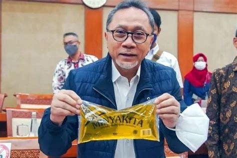 Bawaslu Tolak Laporan Soal Aksi Zulkifli Hasan Kampanye Bagi Bagi