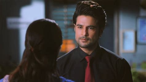 ALTBalaji’s Web Series ‘Haq Se’ Features Rajeev Khandelwal-Surveen