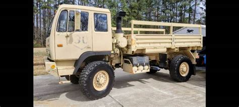 2001 Stewart and Stevenson M1078A1