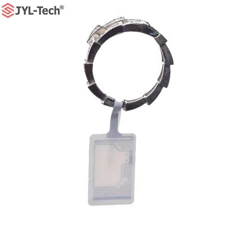 UHF RFID Flexible Sticker Label Adhesive Passive RFID Tag For Asset