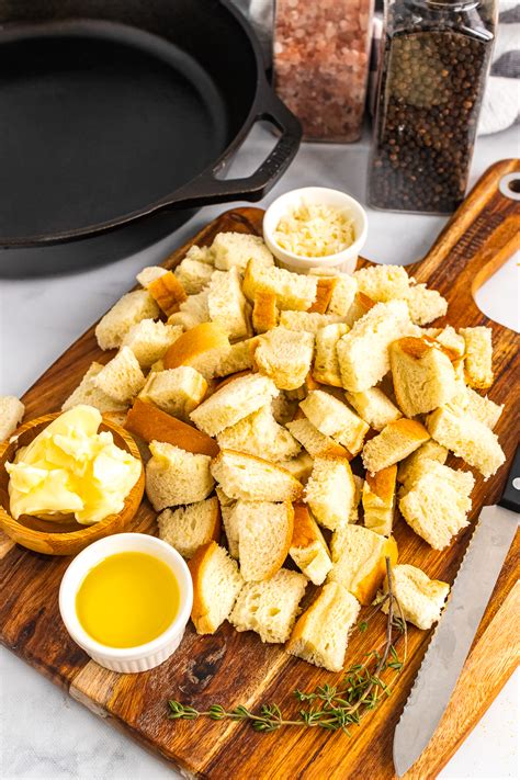 Easy Homemade Croutons