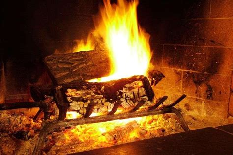 Trucos Para Encender La Chimenea Pasos Y Materiales