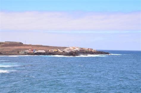 Village de la mer aux îles espagnoles des Canaries Photo Premium