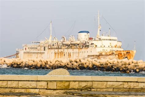 Discovering Abandoned Cruise Ships and Ocean Liners